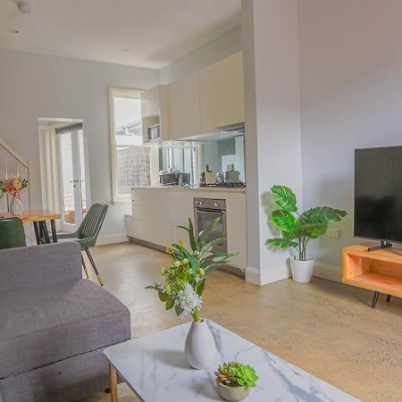 Charming 2 Bedroom House Woolloomooloo Sídney Exterior foto